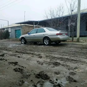 Toyota Camry 1998