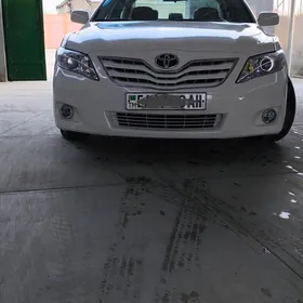 Toyota Camry 2010