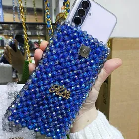 Сумочка из кристалла.