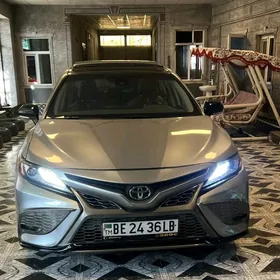 Toyota Camry 2022