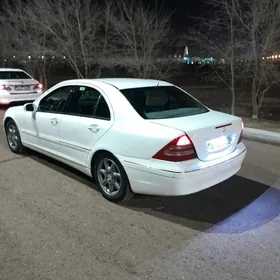 Mercedes-Benz C250 2002