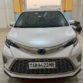 Toyota Sienna 2021