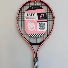 Теннисная ракетка