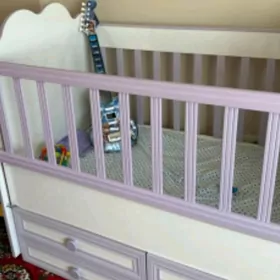 Продаётся детская кроватка