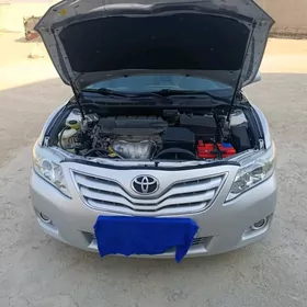 Toyota Camry 2010