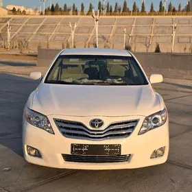 Toyota Camry 2010