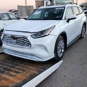 Toyota Highlander 2022