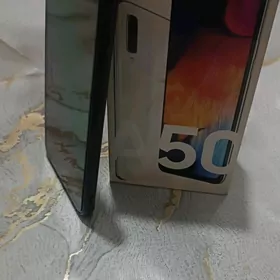 Samsung A50