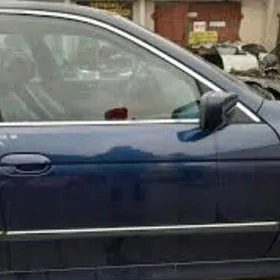 BMW E39 sag gapy molding