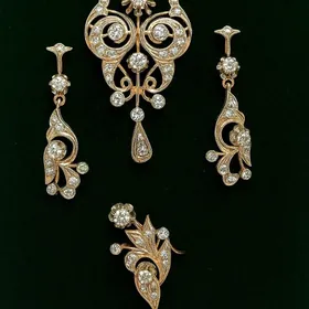 Роскошный Ювелирный комплект