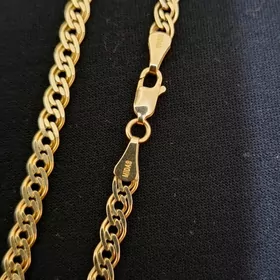 Gyzyl zynjyr  Monalizza