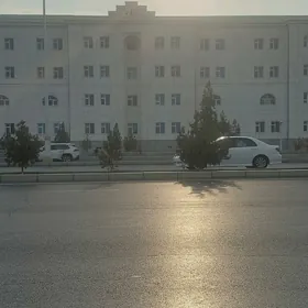 Gurtly 4/1 etaž 3 kom