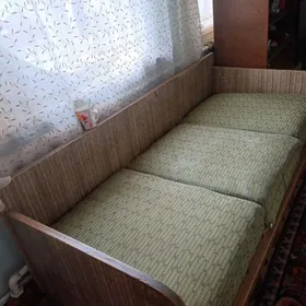 диван -тахта