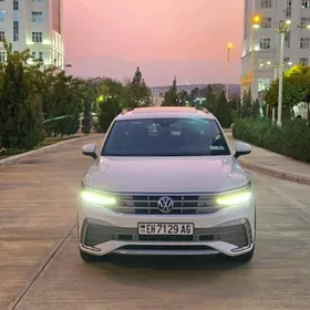 Volkswagen Tiguan 2024