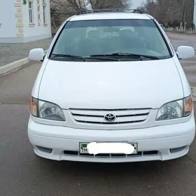Toyota Sienna 2002