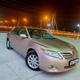 Toyota Camry 2010