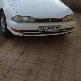 Toyota Camry 1992