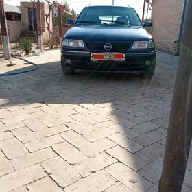 Opel Astra 1996