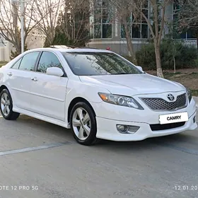 Toyota Camry 2011