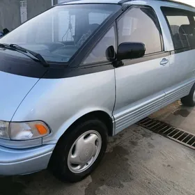 Toyota Previa 1992