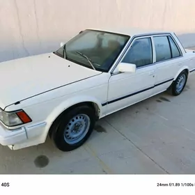 Nissan Bluebird 1989