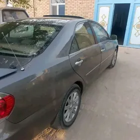 Toyota Camry 2005