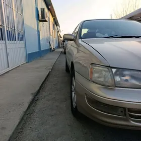 Toyota Corona 1995