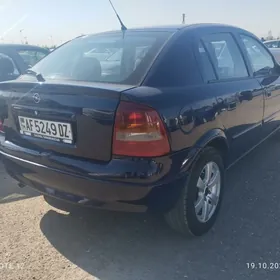 Opel Astra 1998