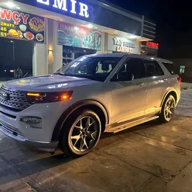 Ford Explorer 2021