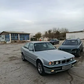 BMW 525 1990