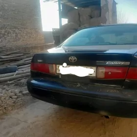 Toyota Camry 2000