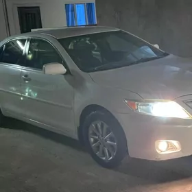 Toyota Camry 2011