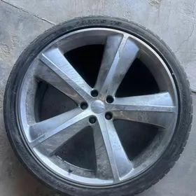 22 lik tekeri bilen diska