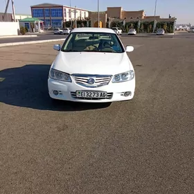 Nissan Sunny 2010