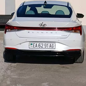 Hyundai Elantra 2021