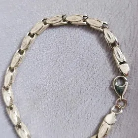 gyzyl braslet Ýerewan