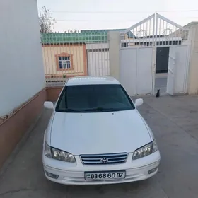 Toyota Camry 1999