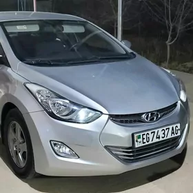 Hyundai Elantra 2011