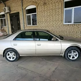 Toyota Camry 1999