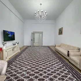 Podwoyskiy Elitka 4 komnat