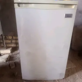 Holodilnik,kir masyn....