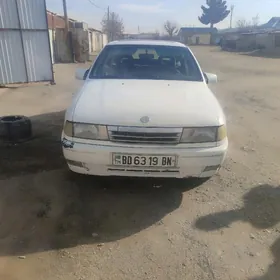 Opel Vectra 1991