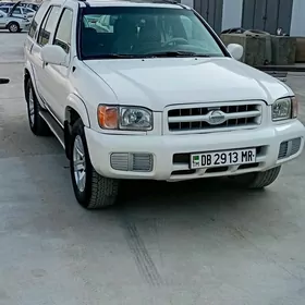 Nissan Pathfinder 2001