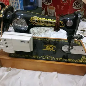 швейная машинка