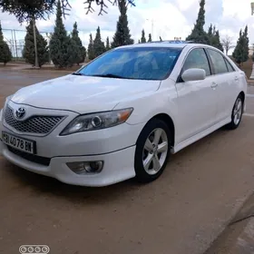 Toyota Camry 2011