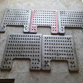 Volvo bak alýumin reşotka