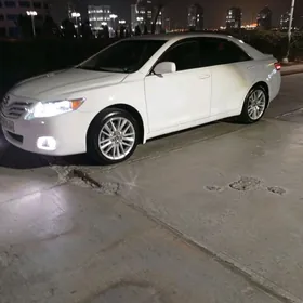Toyota Camry 2011