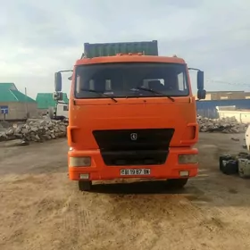 Kamaz 6520 2011