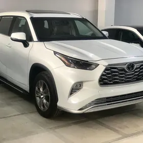 Toyota Highlander 2022