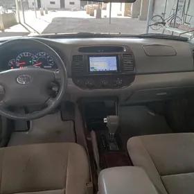 Toyota Camry 2003